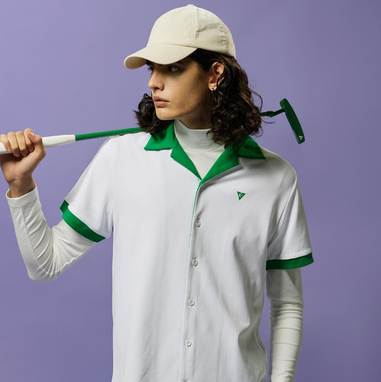 【Unisex】Creve9 ロゴ コーデュロイキャップ