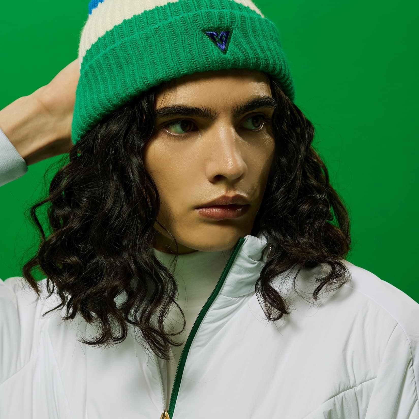【Unisex】Creve9 シグニチャーロゴ ニットビーニー