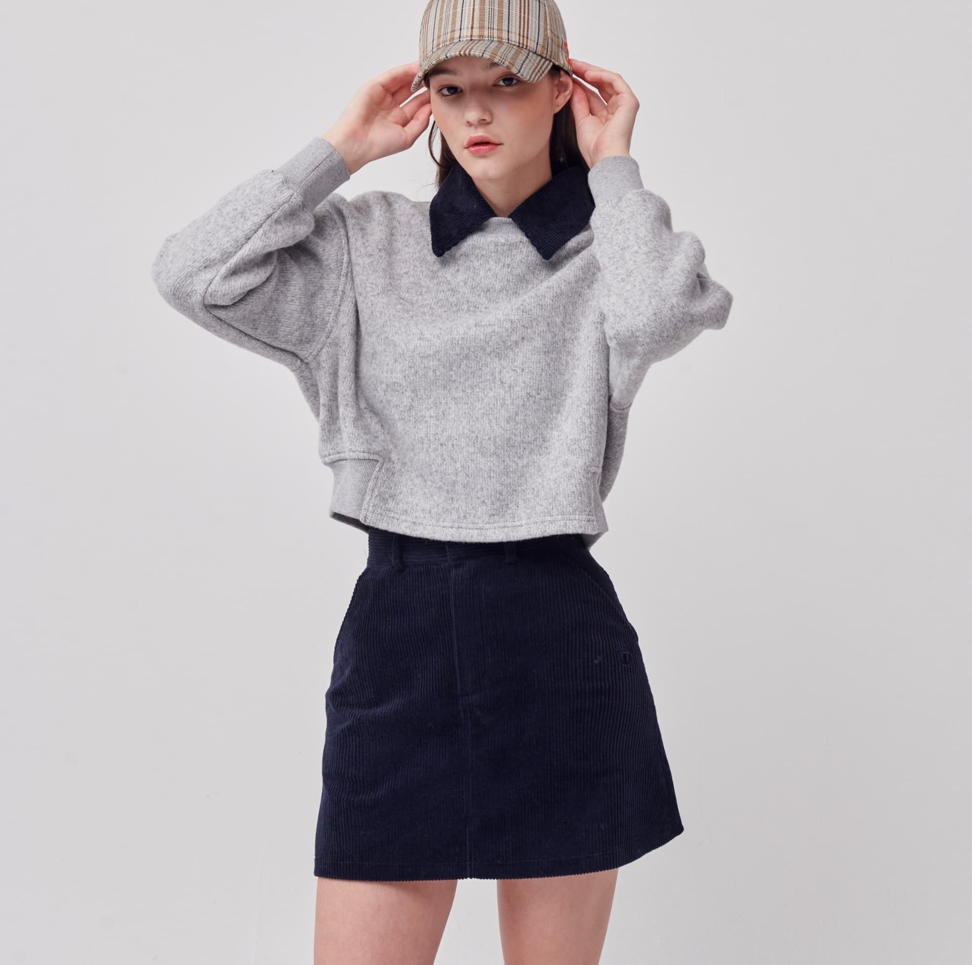 【Women's】Cellty 襟付きウールセーター