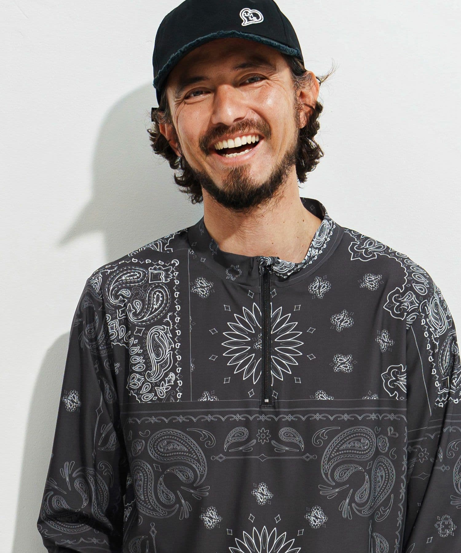【Men's】ペイズリー柄ジップモックネックカットソー