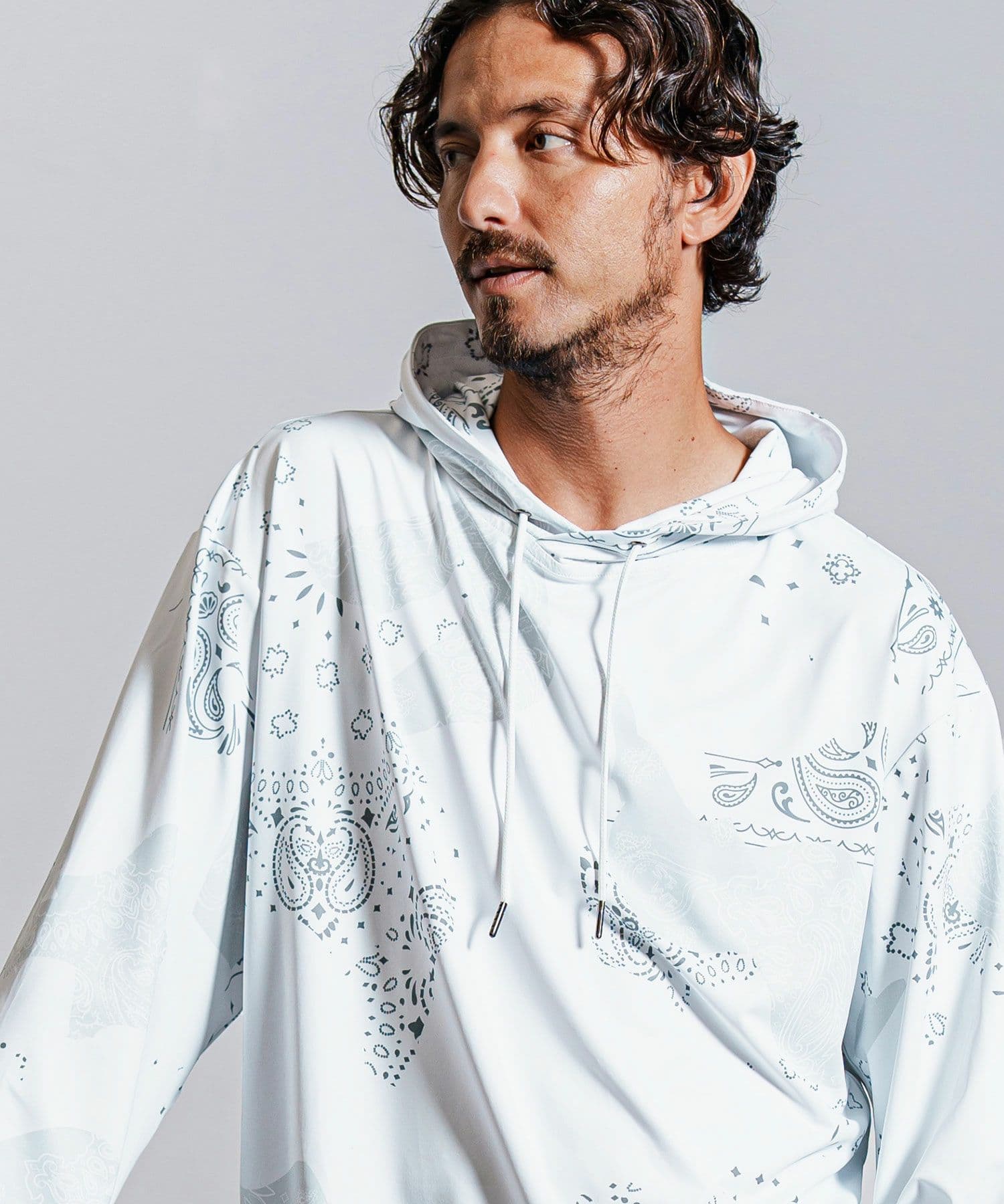 【Men's】カモフラージュペイズリー柄パーカー