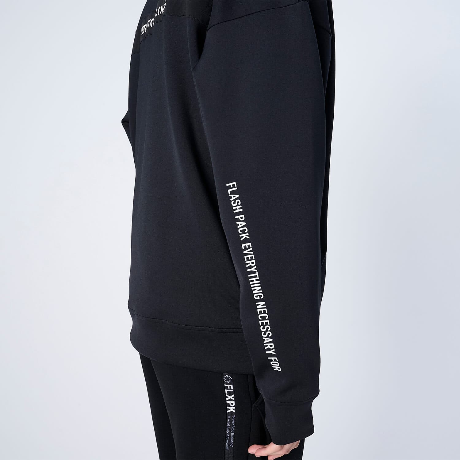 【Unisex】XP-AIR HALFZIP エアテンション® ハーフジップスウェット