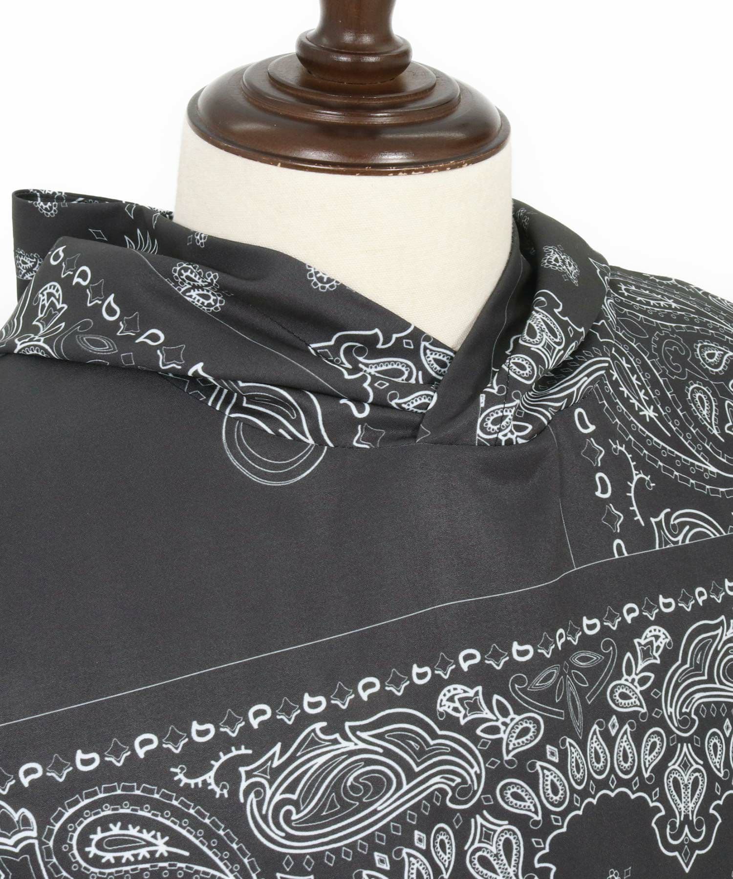 【Men's】ペイズリー柄フーディーブルゾン