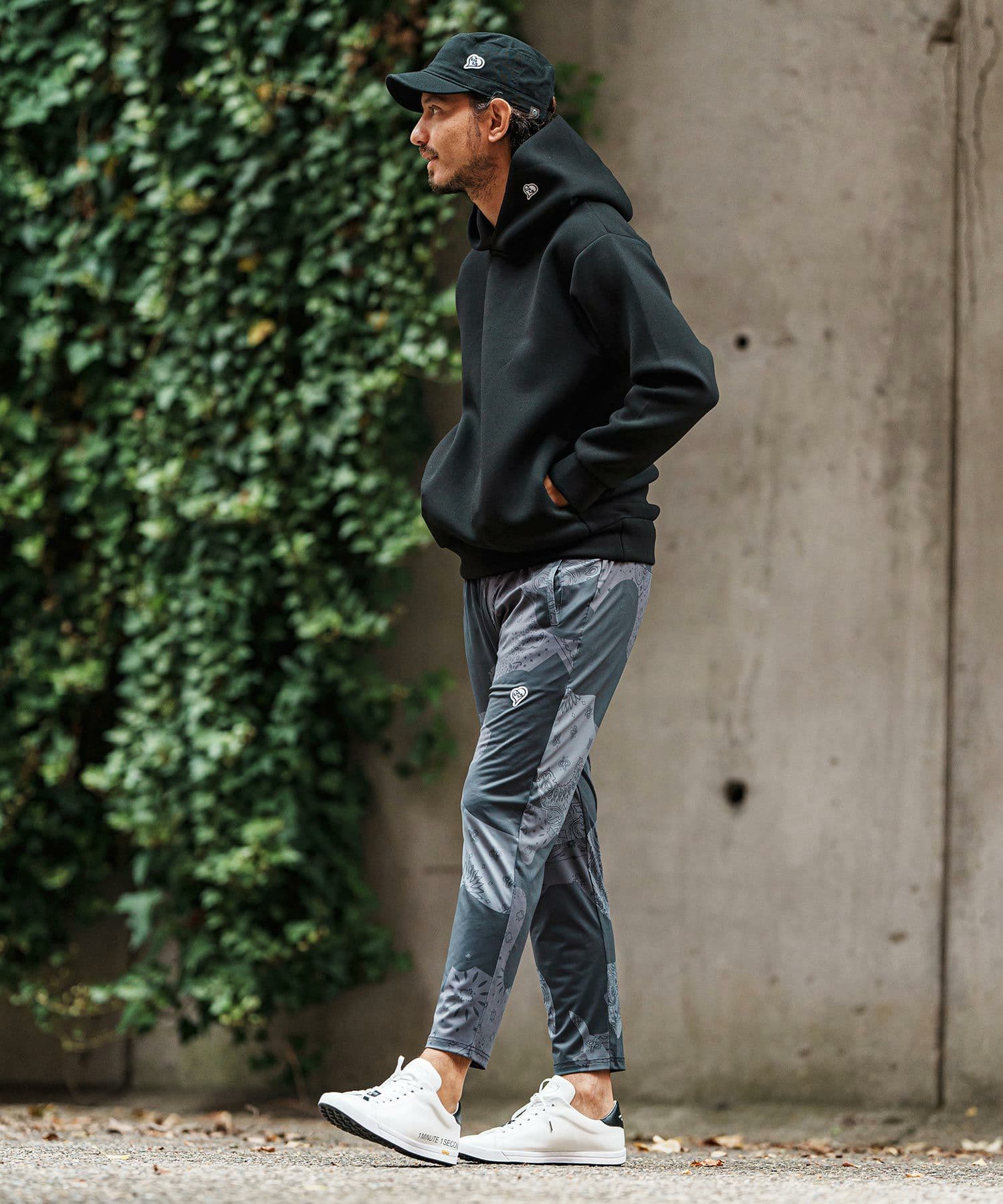 【Men's】ダンボールニットパーカー