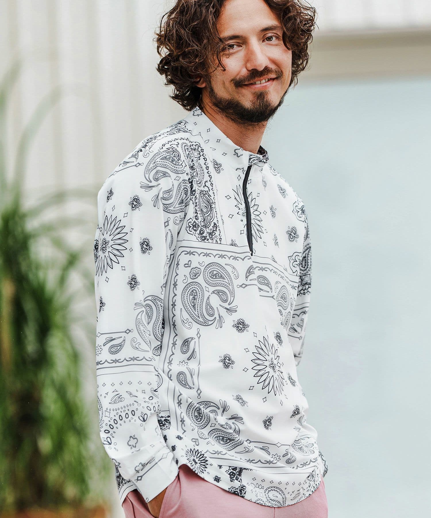 【Men's】ペイズリー柄ジップモックネックカットソー