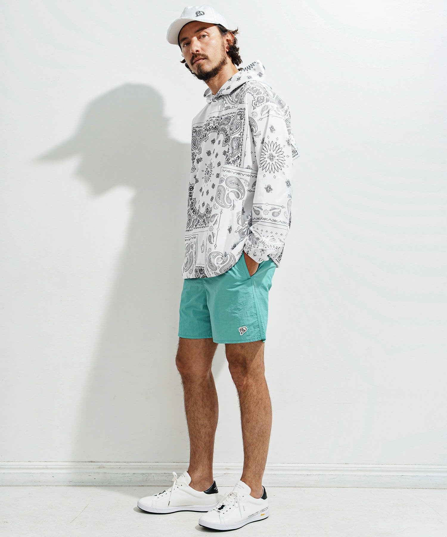 【Men's】ペイズリー柄フーディーブルゾン