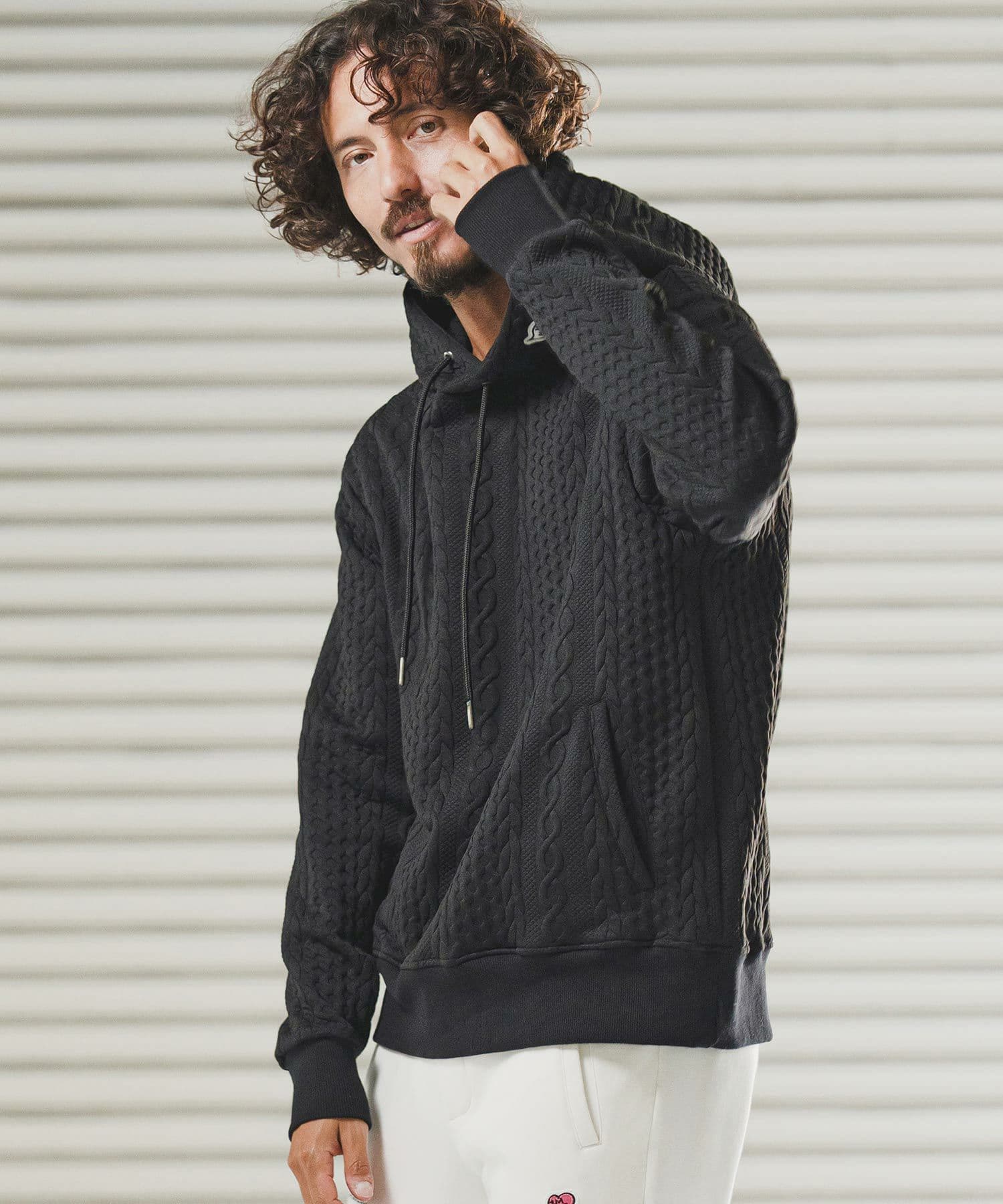 【Men's】ケーブルニットパーカー