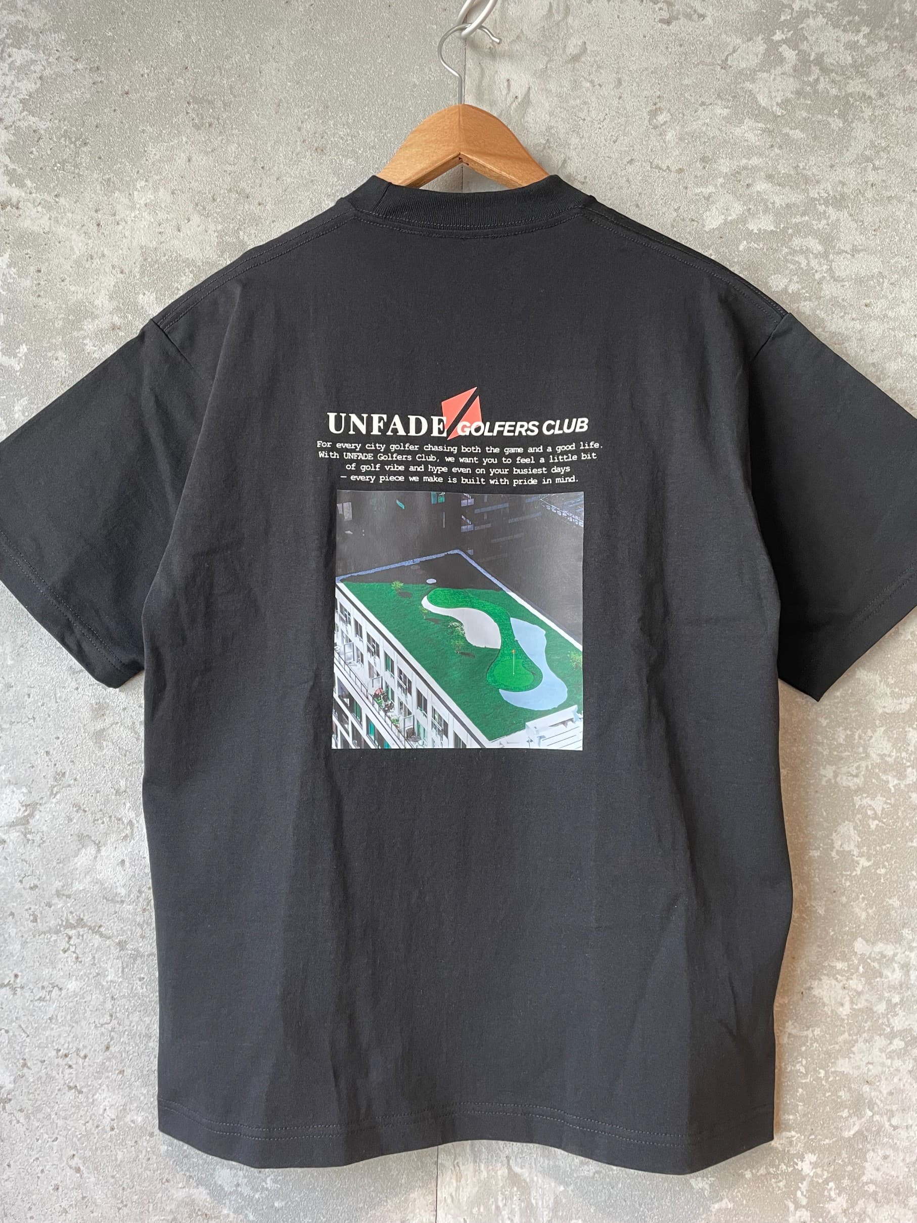 【Unisex】半袖Tシャツ(ゴルフオンザトップ)
