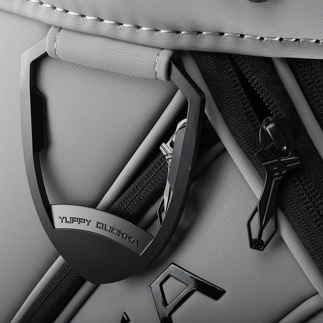 【Item's】キャディバッグ-PREMIUM ARMOR CADDIE BAG