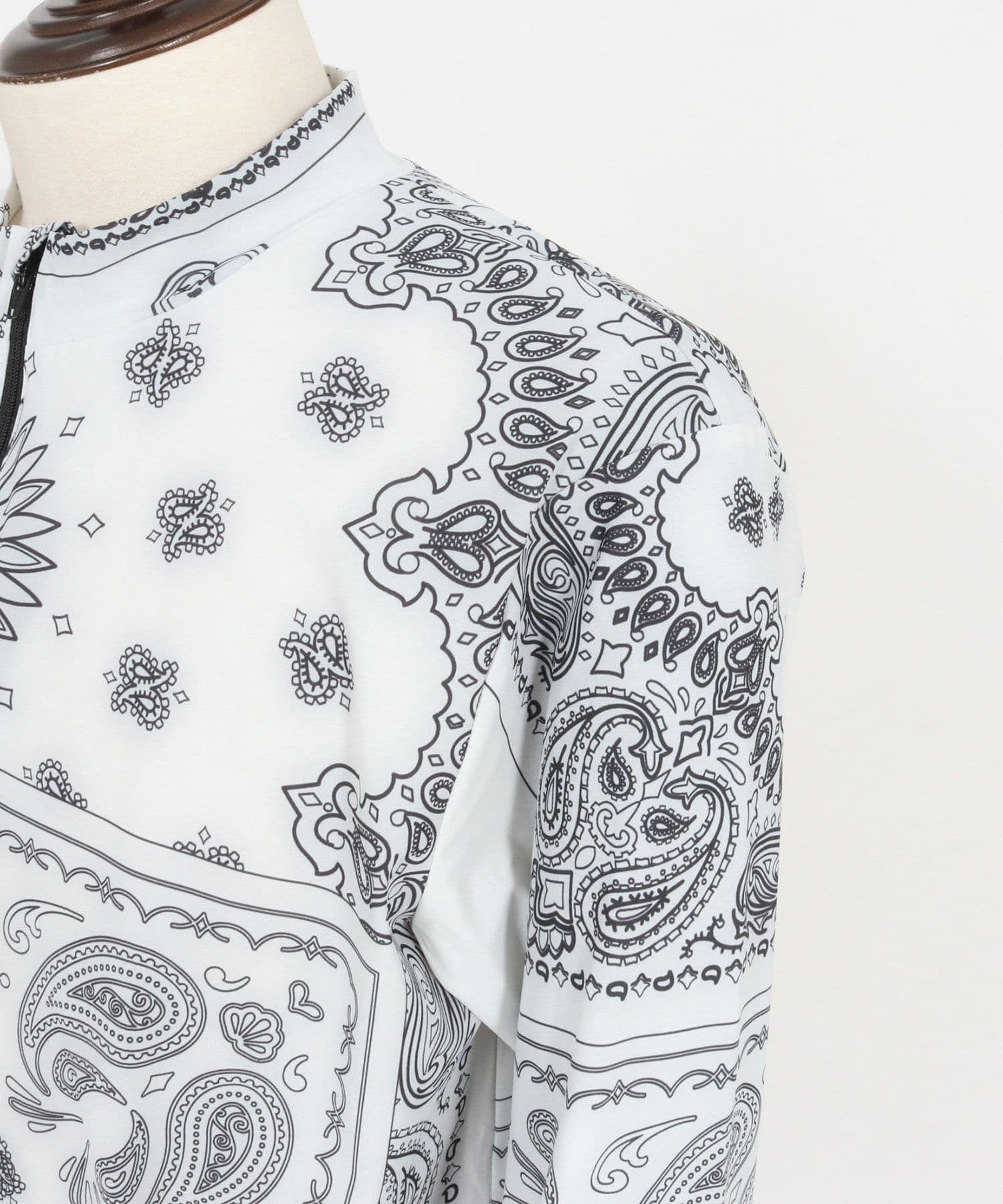 【Men's】ペイズリー柄ジップモックネックカットソー