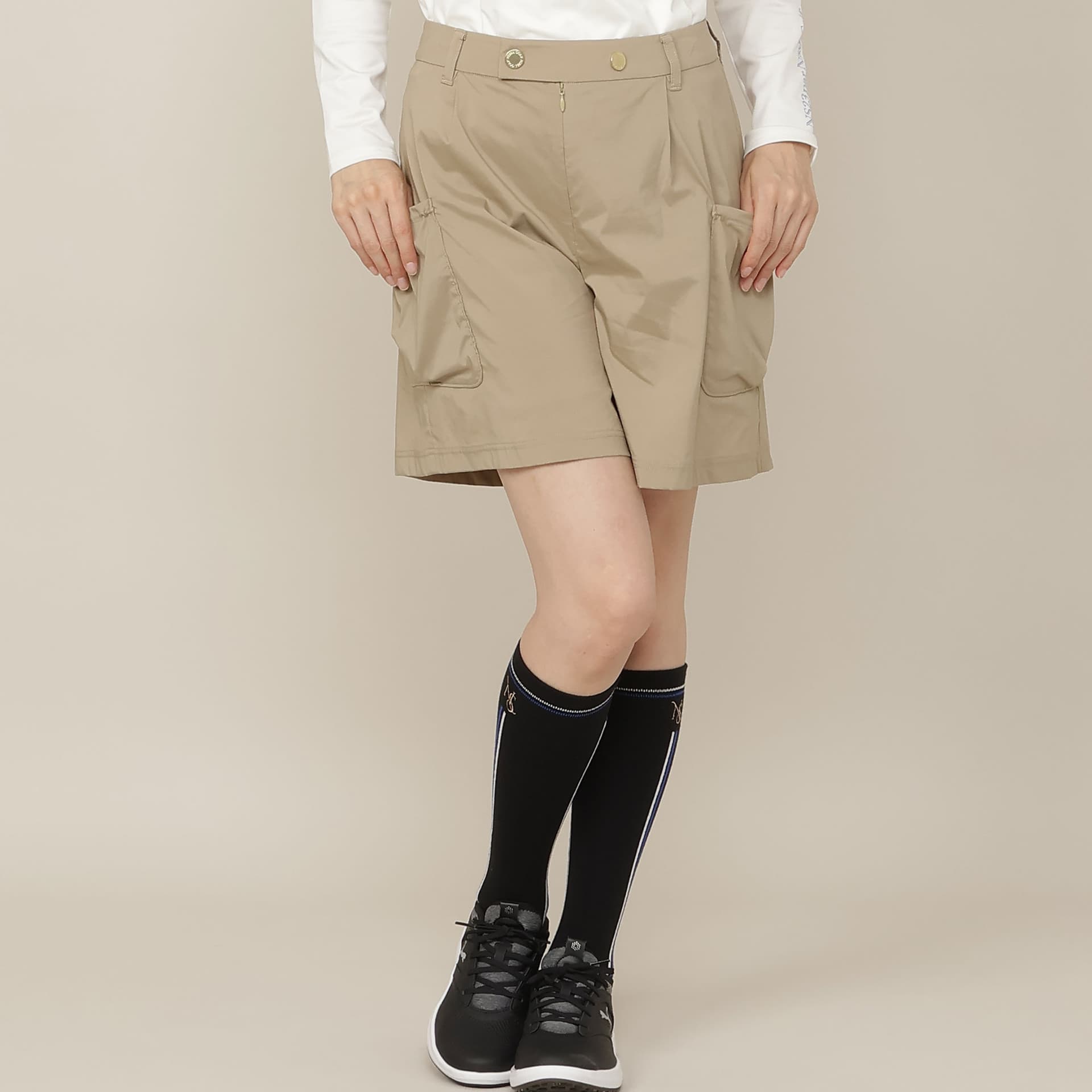 【Women's】【接触冷感/撥水性/セットアップ対応】軽量ストレッチハーフパンツ