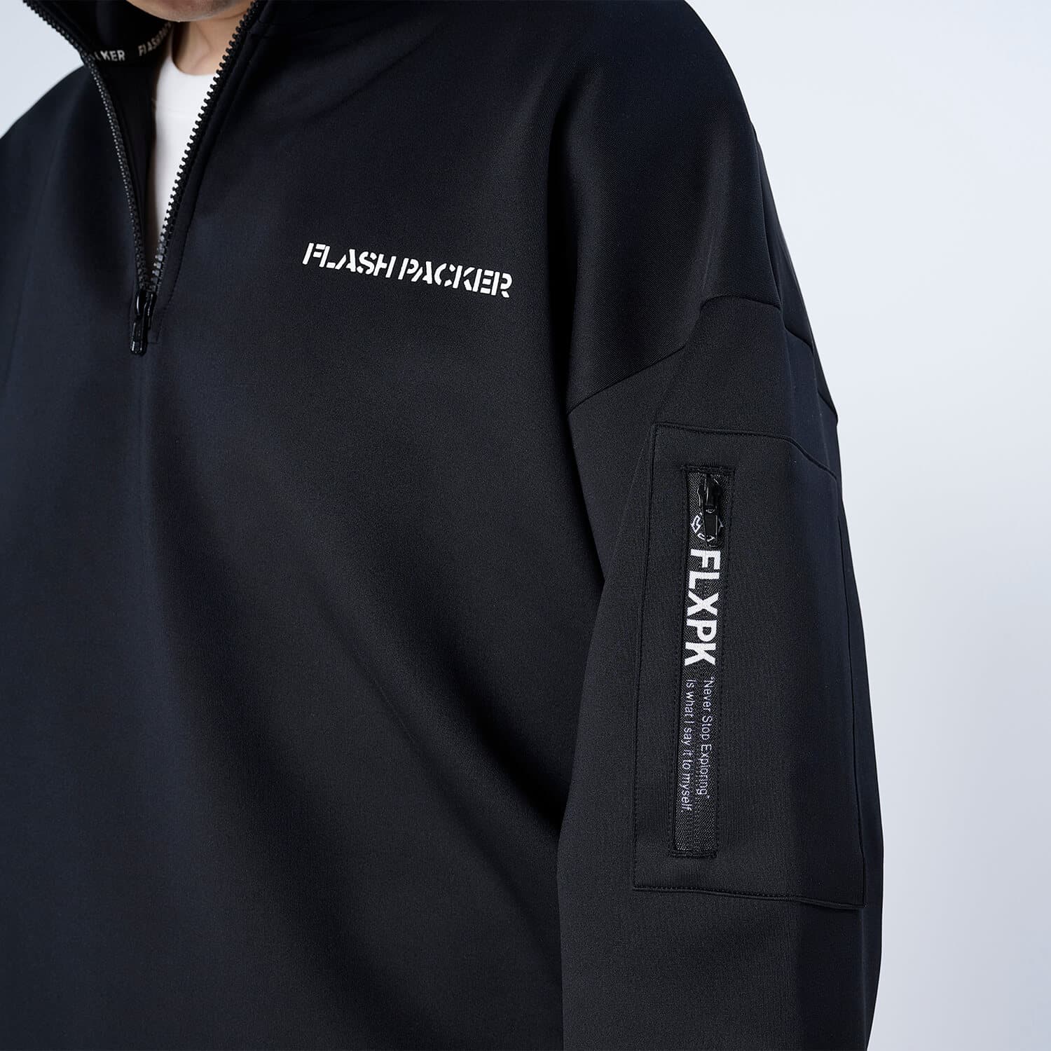 【Unisex】XP-AIR HALFZIP エアテンション® ハーフジップスウェット