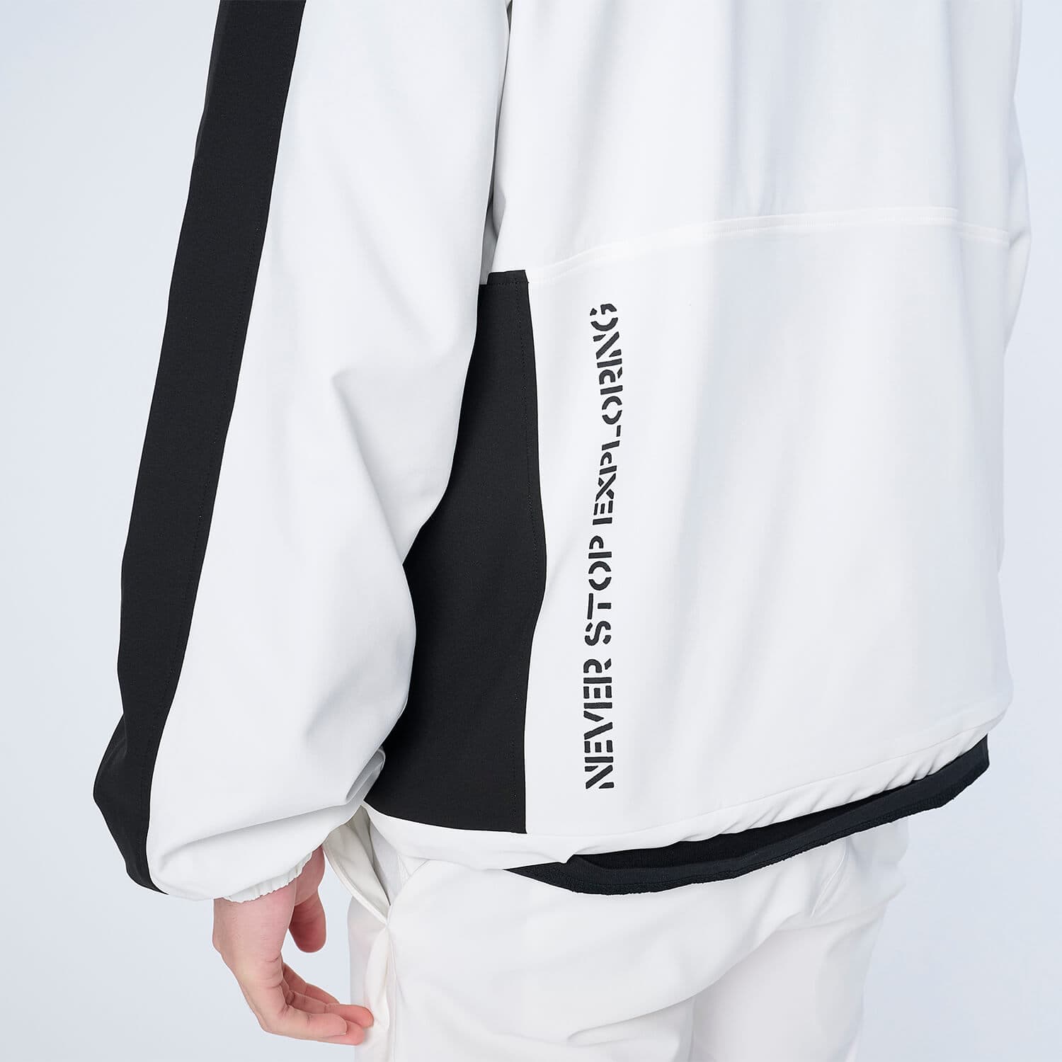【Unisex】XJK-TRACKS(SOLOTEX® Eco-Hybrid トラックジャケット)