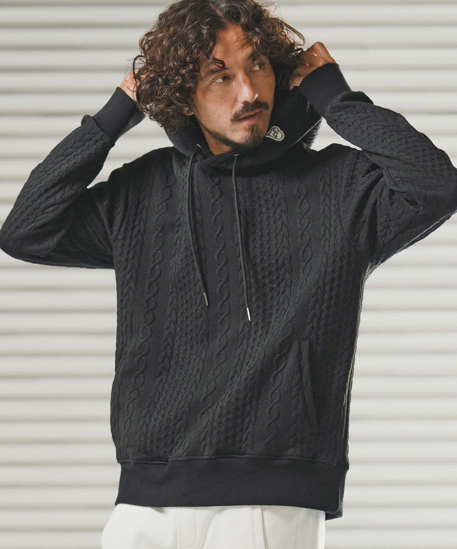 【Men's】ケーブルニットパーカー