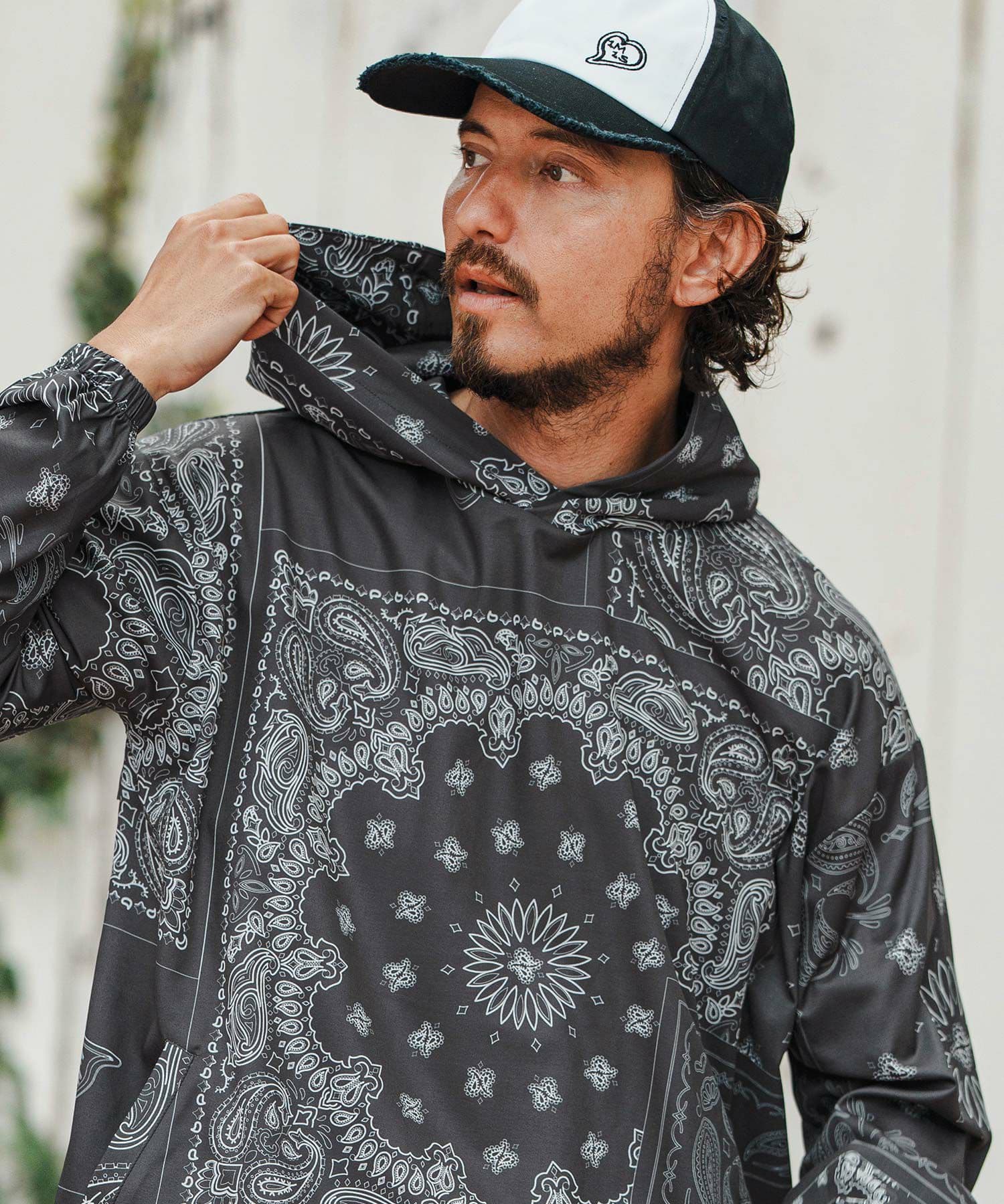 【Men's】ペイズリー柄フーディーブルゾン