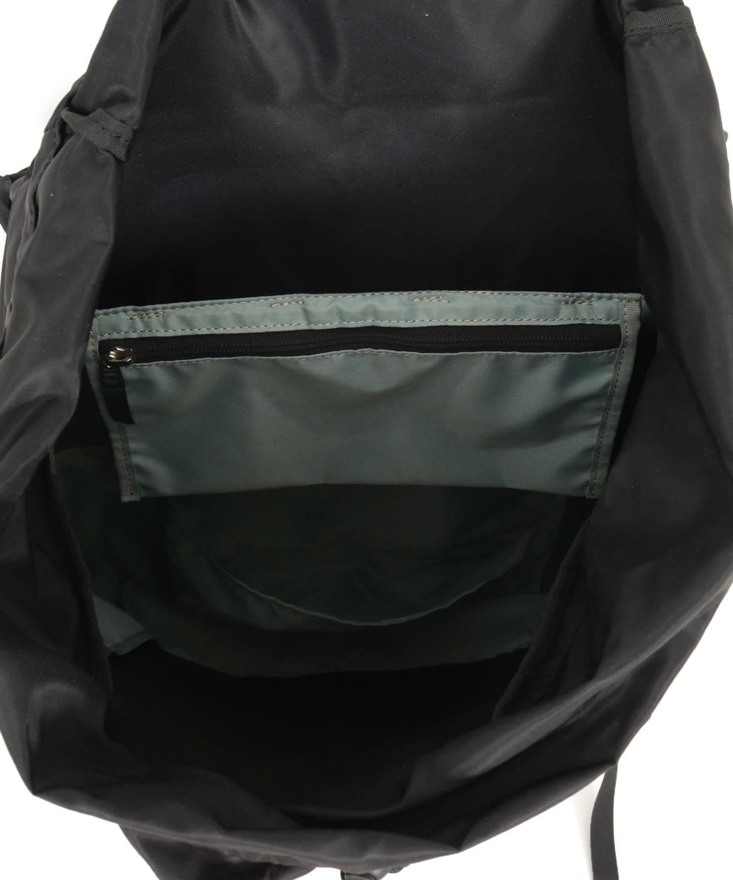 【Item's】ナイロンリュック