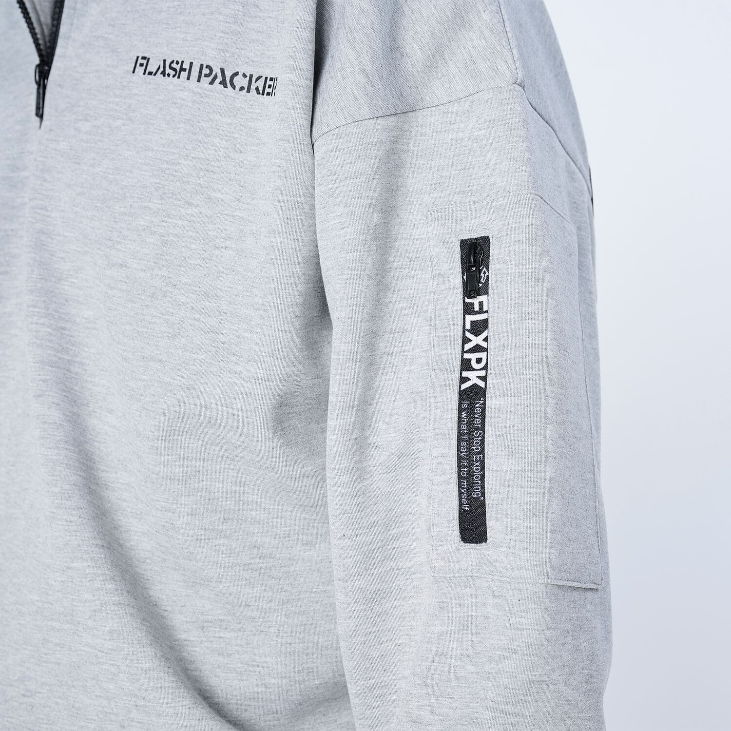 【Unisex】XP-AIR HALFZIP エアテンション® ハーフジップスウェット