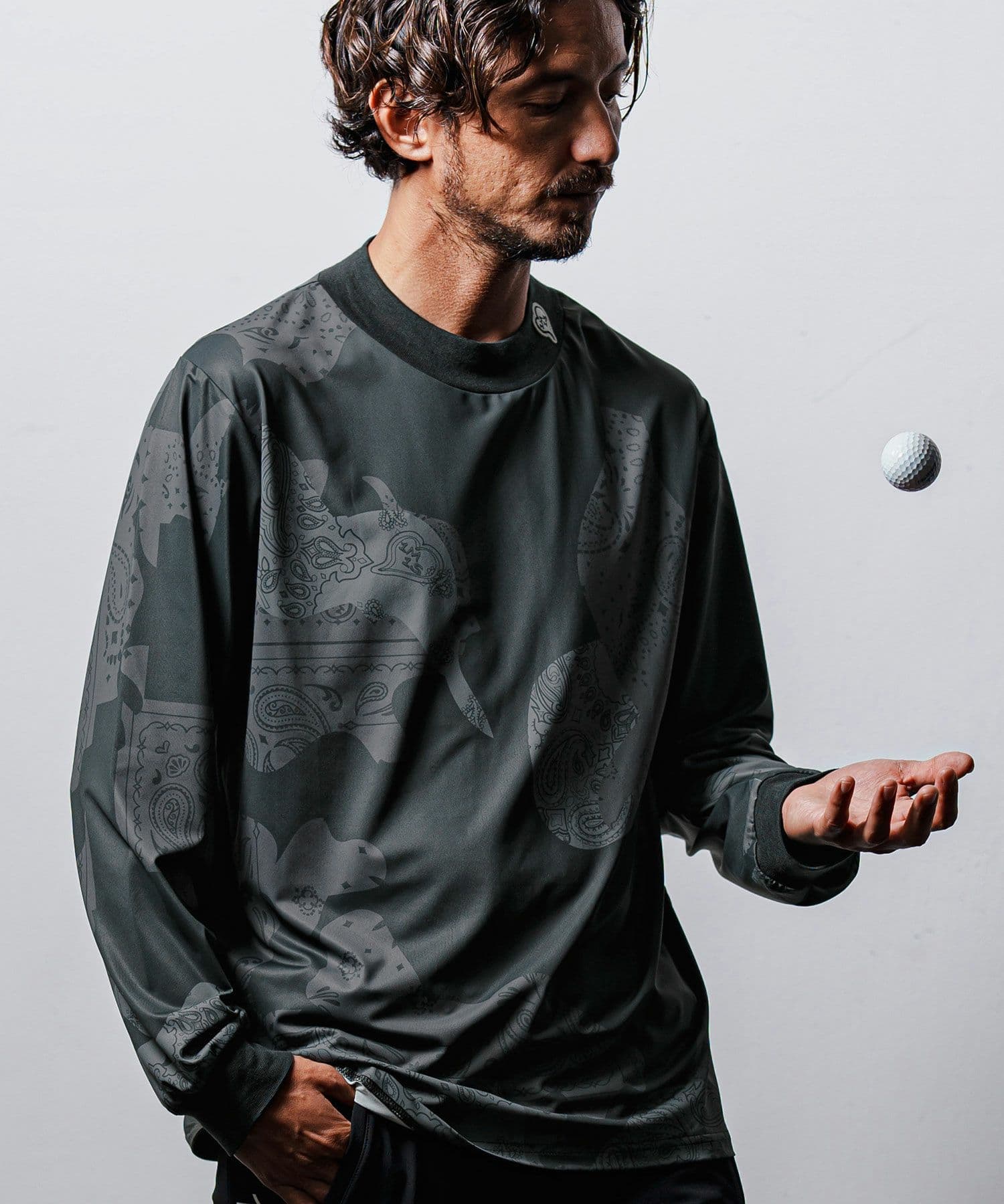 【Men's】カモフラージュペイズリー柄長袖モックネックカットソー