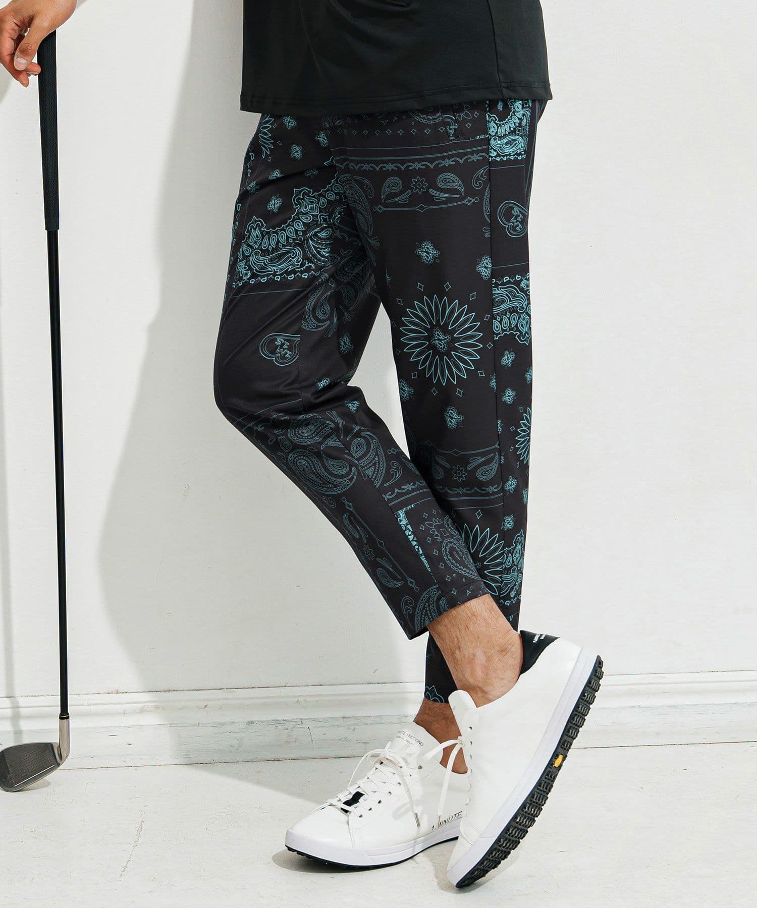 【Men's】ペイズリー柄テーパードパンツ