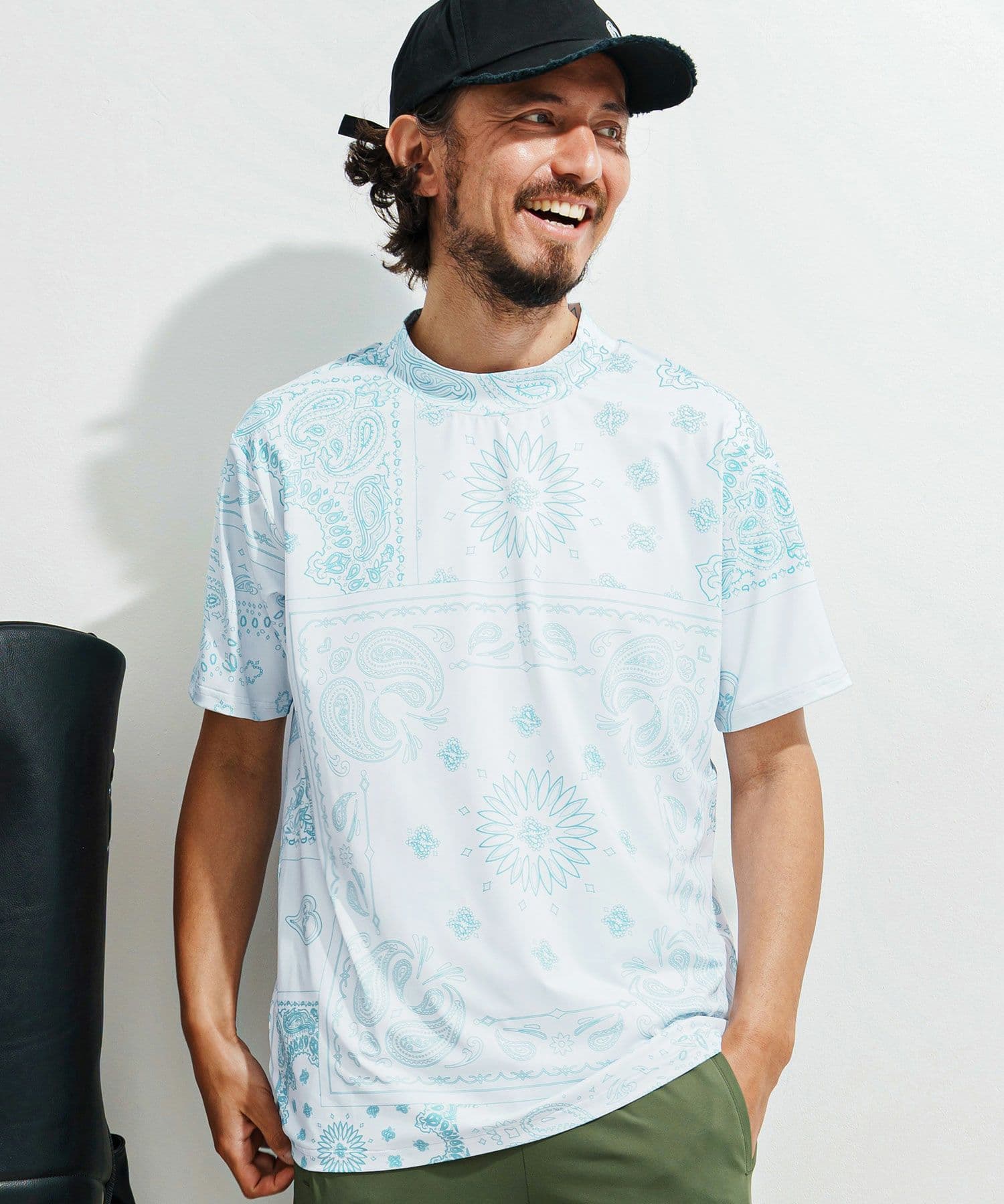 【Men's】ペイズリー柄半袖モックネック