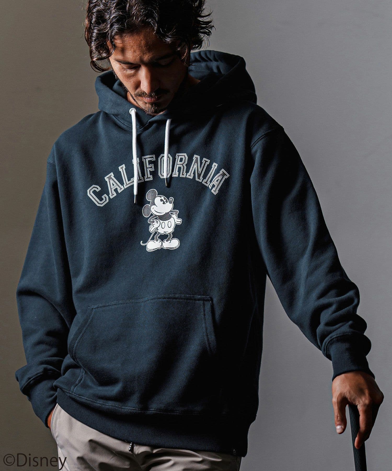 【Men's】ミッキーマウスプリントパーカー