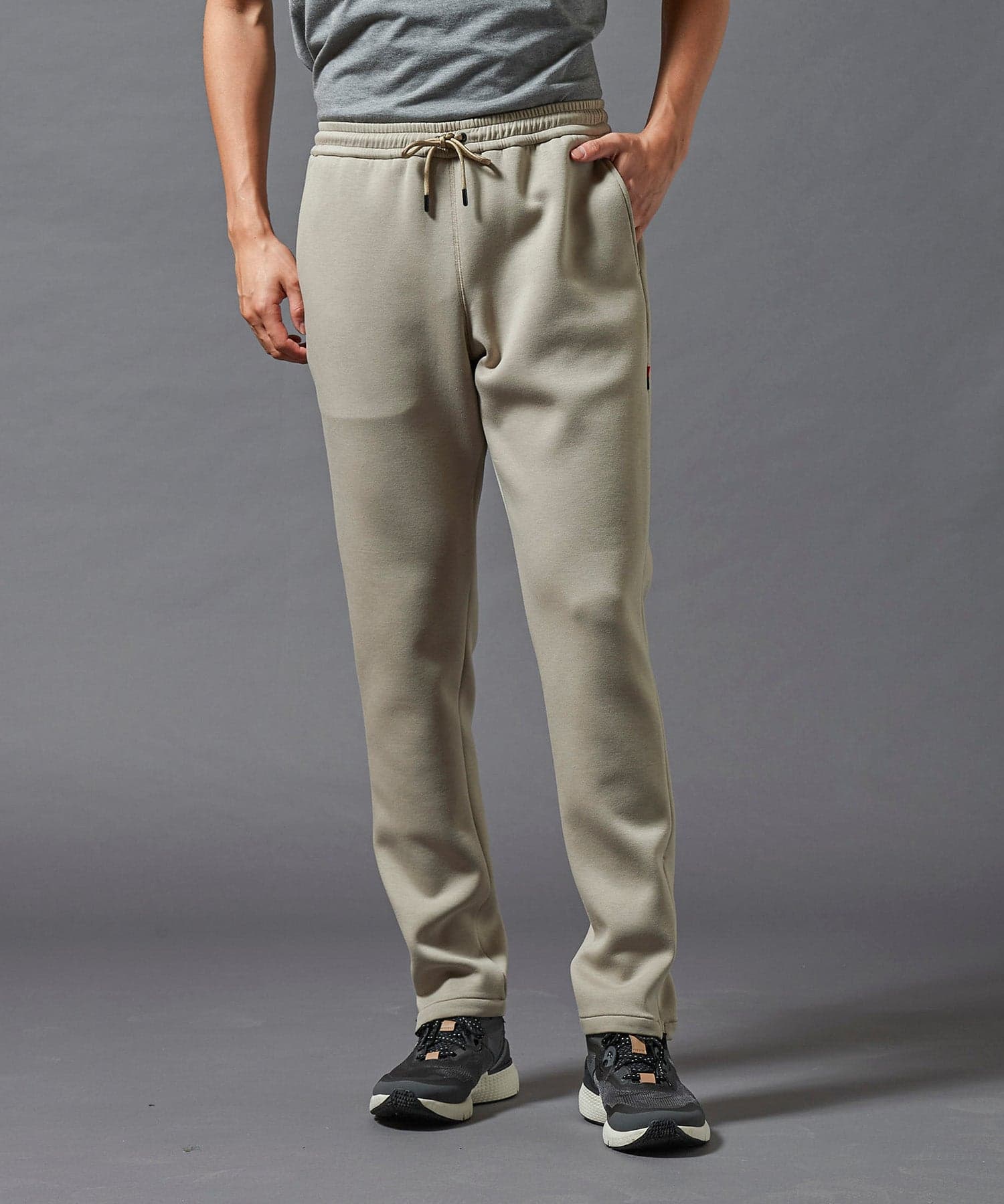 【Men's】テックニット エア パンツ
