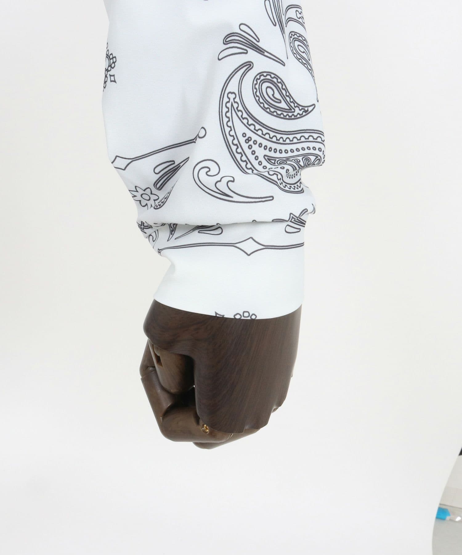 【Men's】ペイズリー柄ジップモックネックカットソー
