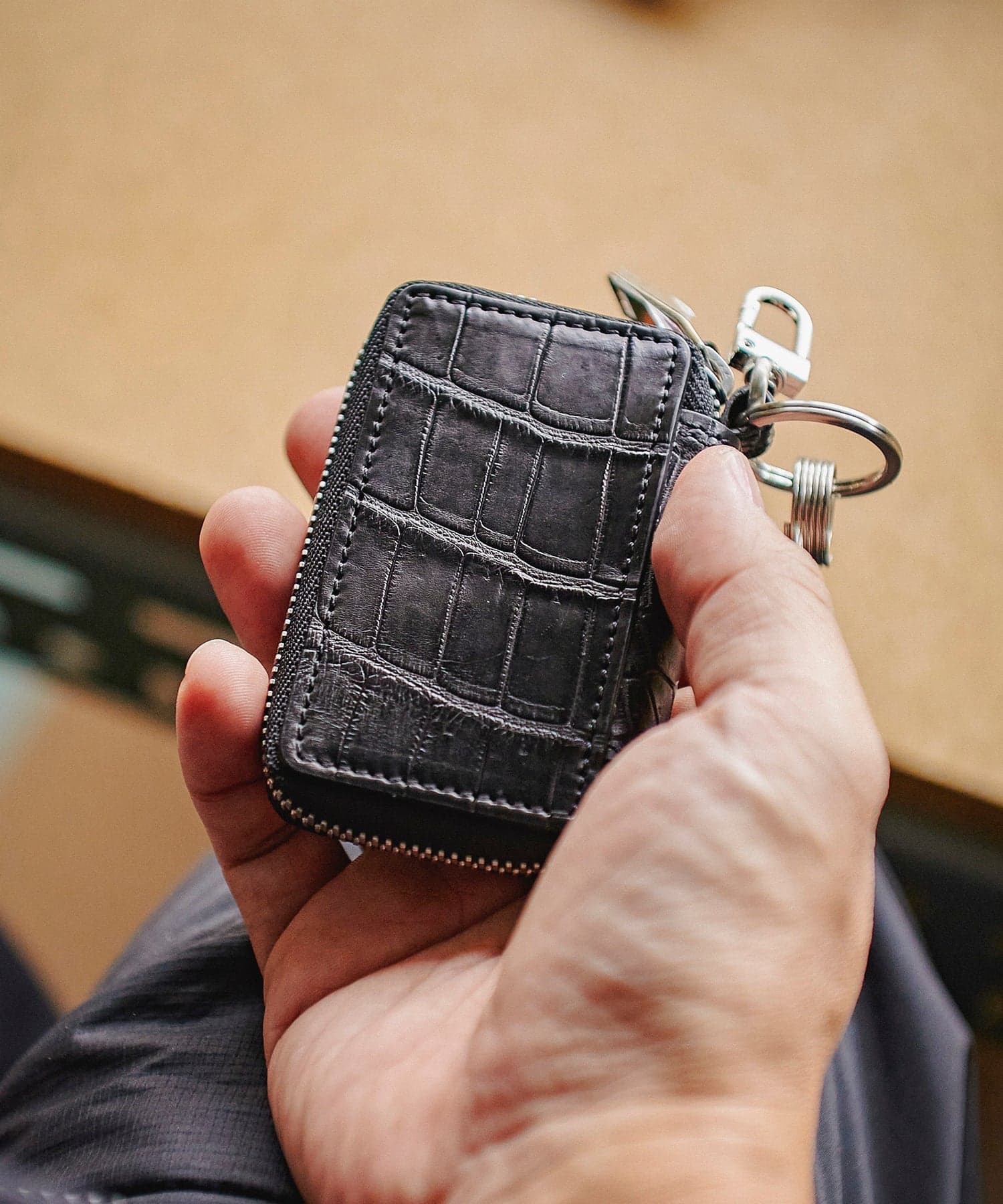 【Item's】THE SOLE CROCODILE KEYCASE