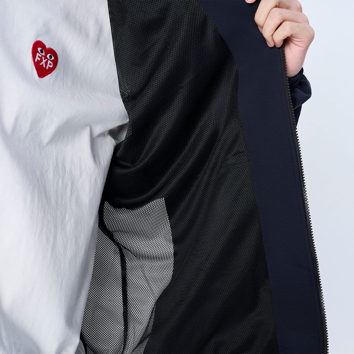 【Unisex】XJK-TRACKS(SOLOTEX® Eco-Hybrid トラックジャケット)