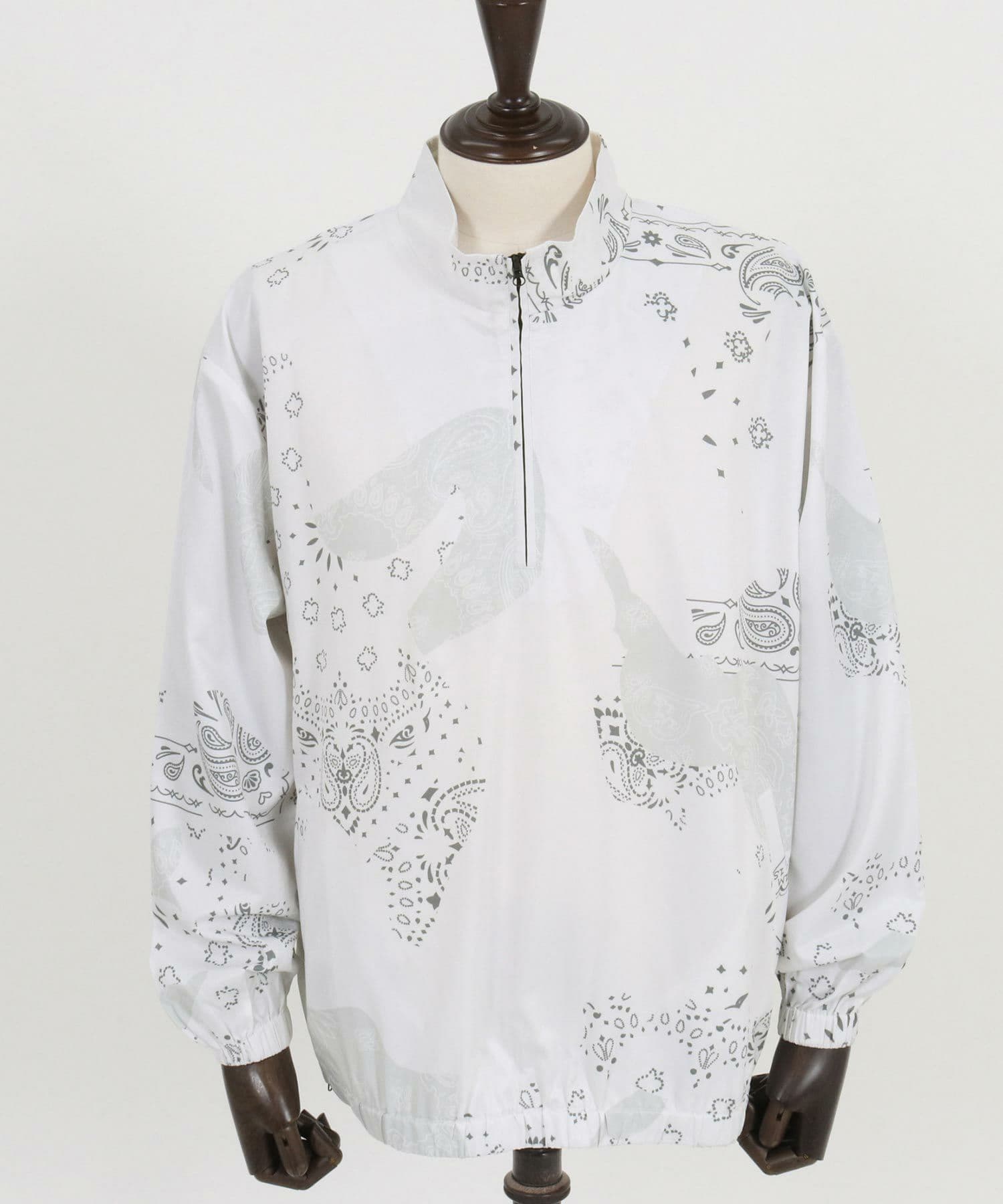 【Men's】カモフラージュペイズリー柄ハイネックジップブルゾン